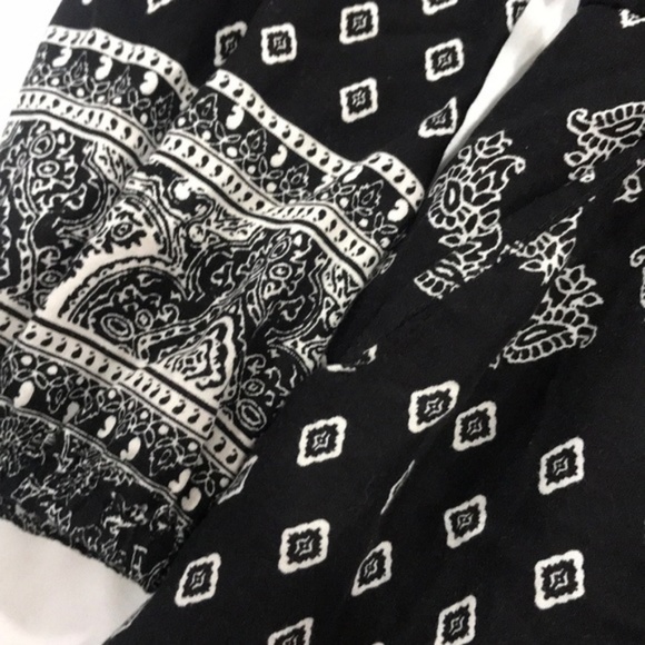 SOLD: LA Hearts Black Tribal Patterned Romper/Playsuit - Picture 3 of 5